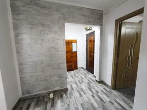 Apartament 3 camere | De inchiriat |  Zona Tomis 3 | Poziție excelentă - imagine 9