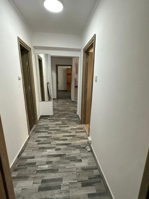 Apartament 3 camere | De inchiriat |  Zona Tomis 3 | Poziție excelentă - imagine 7