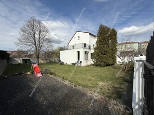 Vila individuala renovata complet | 6 camere | 500 mp teren | Str Jean Monnet - imagine 5