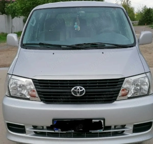 Toyota Hiace  - imagine 8