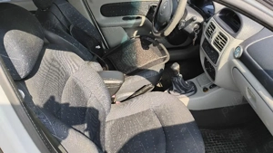 Vând Renault Clio 2  - imagine 9