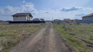 Vand 715mp teren intravilan Sat Costi