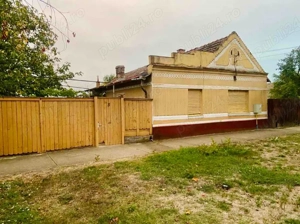 Casă cu teren mare 1230 mp în Nădlac, Arad   3 camere, gaz, front 40 m