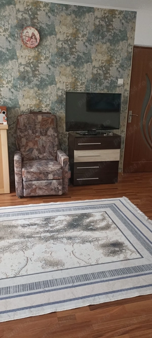 Închiriez apartament cu doua camere 330 euro - imagine 3