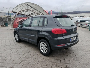 Vând VW Tiguan 5N 4X4 2.0 Diesel  - imagine 6
