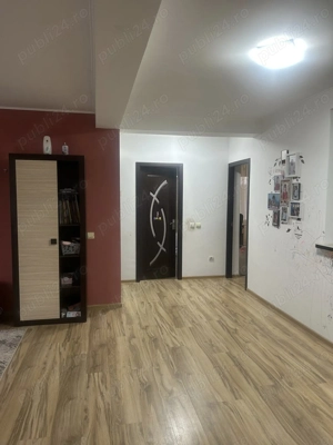 Vand casa la curte, spatioasa si luminoasa! - imagine 5