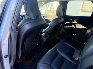 Volvo XC60 B4 2023 TVA deductibil, 360', pilot asist, 65000 km - imagine 9