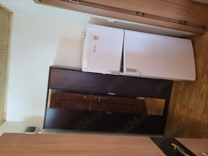 INCHIRIEZ apartament cu 2 camere