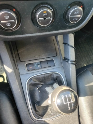 vând Volkswagen golf  - imagine 5