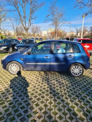 Ford fiesta - imagine 5