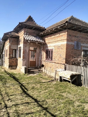Casă  de vanzare