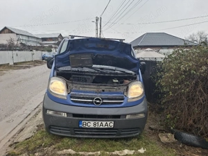 vand opel vivaro 1,9 diesel anul 2004 - imagine 3