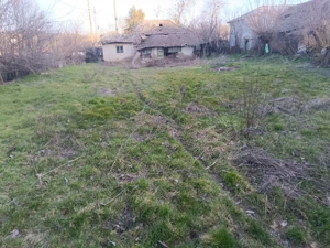 Teren si casa Comuna Cascioarele Judetul Calarasi