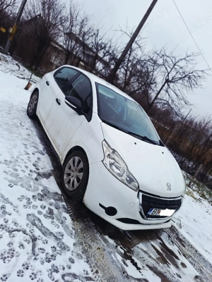 Peugeot 208 1.4 hdi 2012 