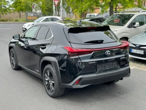 Lexus UX 250h  Hybrid 184CP - imagine 5