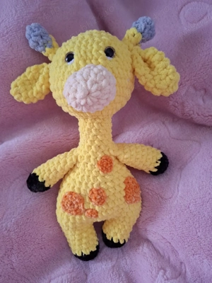 Plușuri croșetate manual 