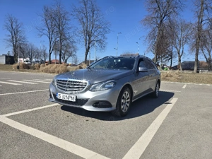Mercedes-Benz e200  - imagine 5