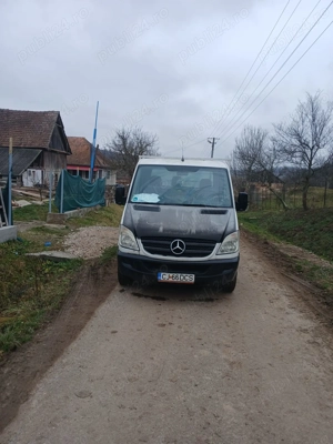 Vând Mercedes Sprinter 211 CDI benă 3,5 m   Euro 4   An 2008