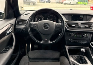 BMW X1 xDrive18d Sport Line - imagine 11