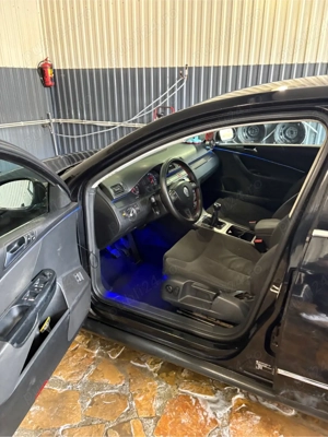 Vand Volkswagen Passat B6 - imagine 5