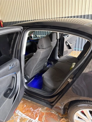 Vand Volkswagen Passat B6 - imagine 4