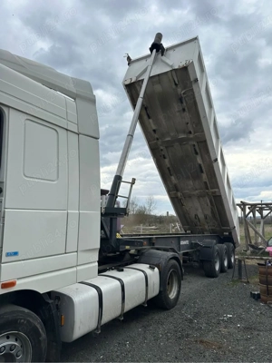 Vand ansamblu basculabil pregatit de lucru.