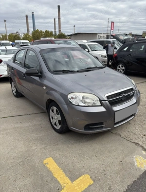 Vând Chevrolet Aveo  - imagine 3