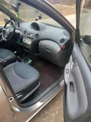Toyota Yaris d4d 1,4 90cp - imagine 9