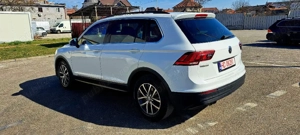 Volkswagen Tiguan 2.0 TDI  - imagine 7