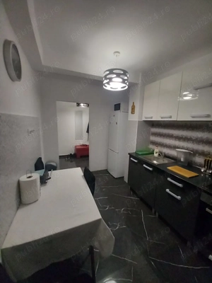 Proprietar închiriez apartament 2 camere sector 4 Apărătorii Patriei