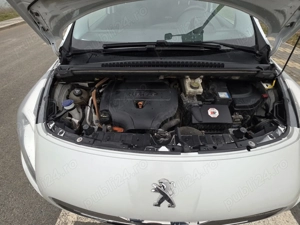 Peugeot 3008 hybrid 2014 - imagine 6