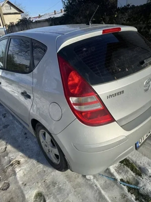  Hyundai i3  Diesel  Consum mic   238.000 km   Gata de drum  - imagine 8