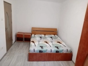 Închiriez apartament cu doua camere  - imagine 2