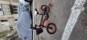 Vând bicicleta roti 12"