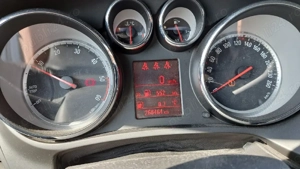 Vând Opel Zafira TOURER 1.6 diesel 2015 - imagine 8