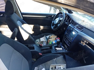 Dezmembrez Skoda Superb II - imagine 4