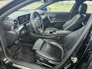 Mercedes A180d   WideSCREEN   Distronic   Piele   Full LED   Camera   Senzori 360   VARIANTE - imagine 7
