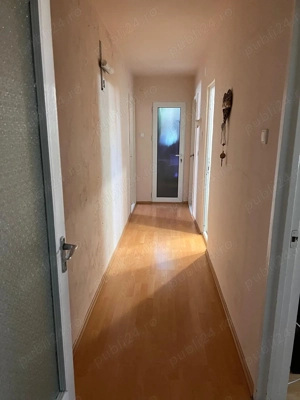 Apartament cu 4 Camere Et.3 decomandat in micro1 Central Lugoj - imagine 4