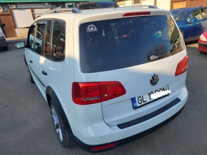 Volkswagen Touran Cross, 2.0 TDI-177CP,cutie  DSG ,euro 5,an2015 - imagine 6