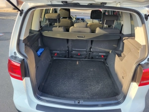 Volkswagen Touran Cross, 2.0 TDI-177CP,cutie  DSG ,euro 5,an2015 - imagine 8