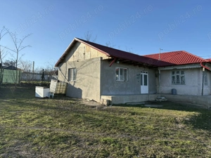 Vând casă în comuna Cudalbi - imagine 4