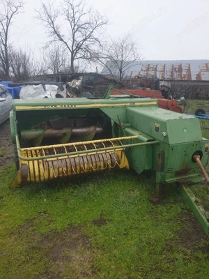 presa de baloti JonhDeer - imagine 5