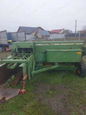 presa de baloti JonhDeer - imagine 3