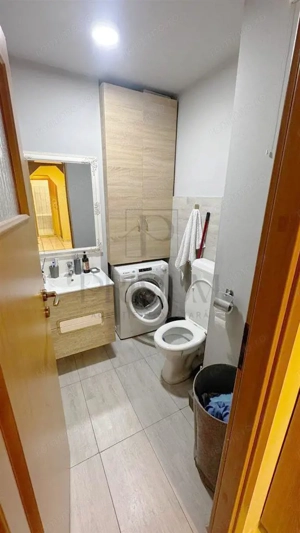 SOARELUI - 4CAM - DECOMANDAT - 2 BAI - CONFORT 1 - RENOVAT - BLOC ANVELOPAT - imagine 16
