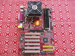 Kit placa de baza MSI KT3V