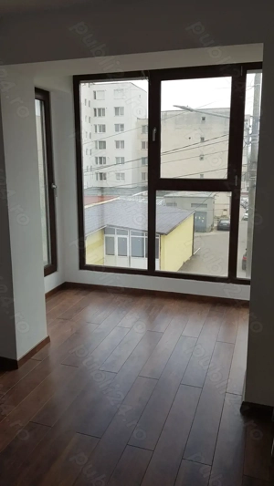 Apartament cu 4 camere - imagine 7