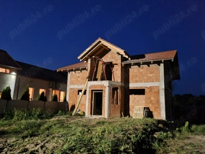 Vand casa in rosu sat Bătesti oras Faget