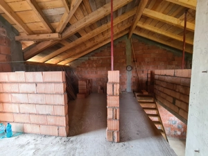 Vand casa in rosu sat Bătesti oras Faget - imagine 3