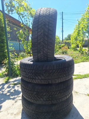 Seturi Anvelope Dunlop (Iarnă/M+S) și Nokian (Vară) R16 + Rezervă - imagine 4