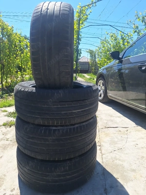 Seturi Anvelope Dunlop (Iarnă/M+S) și Nokian (Vară) R16 + Rezervă